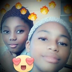 Meet your Posher, Carine